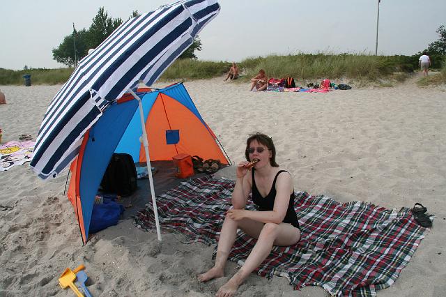 05 Betty am Strand.jpg